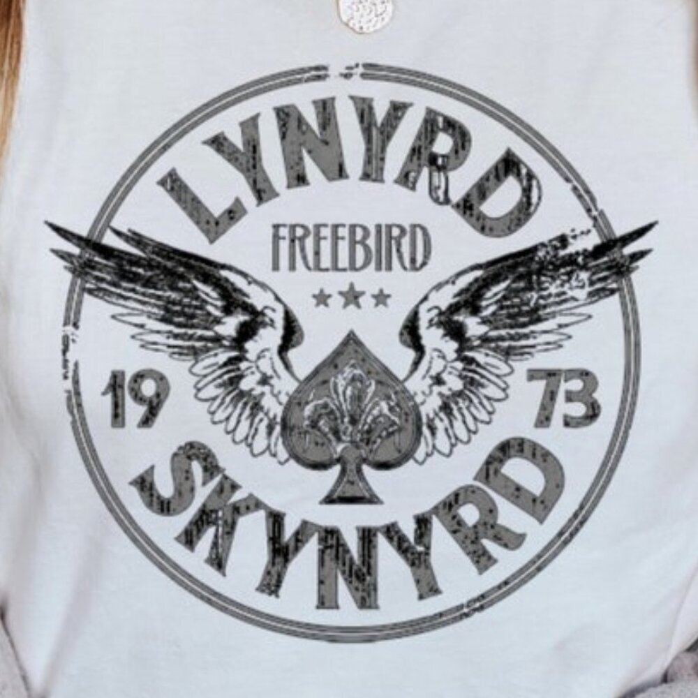Lynyrd Skynyrd Free Bird Rock Band Graphic T-Shirt Southern Rock Music Fan Gift - Picture 2 of 5